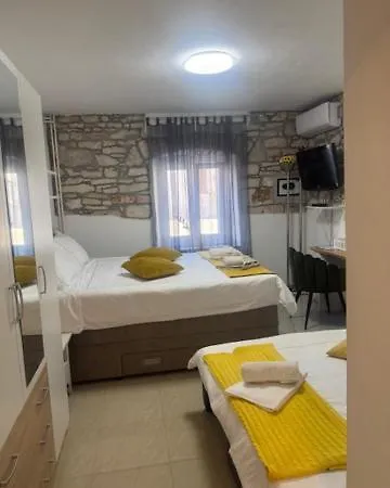 Apartament Eni & Dani Pula