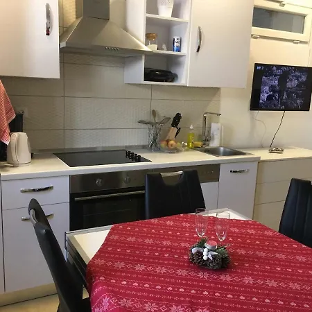 Eni & Dani شقة بولا