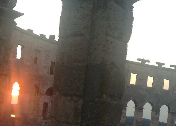 Eni & Dani * プーラ