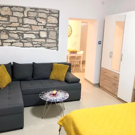 Eni & Dani Apartment