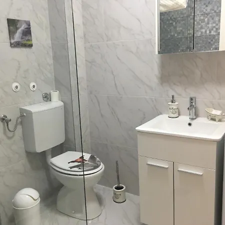 Eni & Dani Апартаменты *