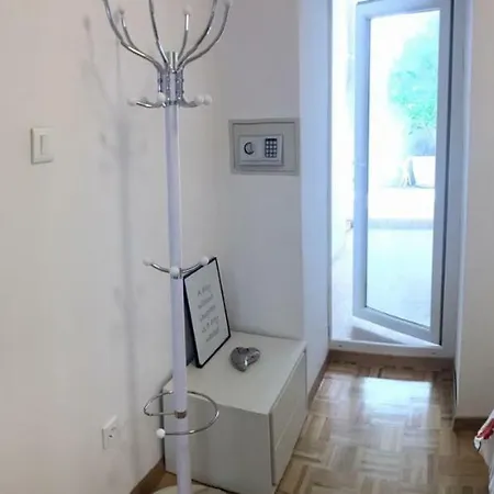 Eni & Dani * Пула