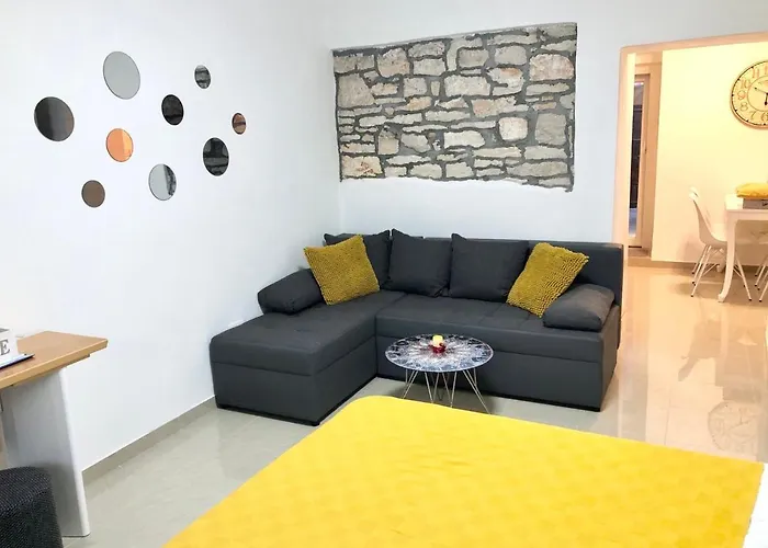 Appartamento Eni & Dani Pola